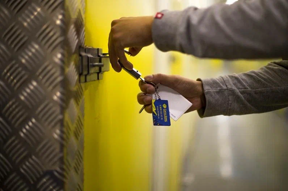 Преимущества и недостатки аренды склада в многоквартирном доме